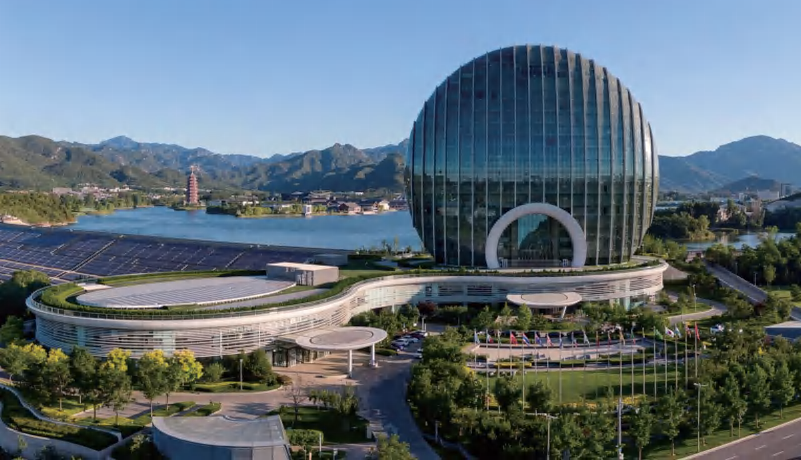 Solar hot water system for APEC Summit National Leaders Reception Hotel